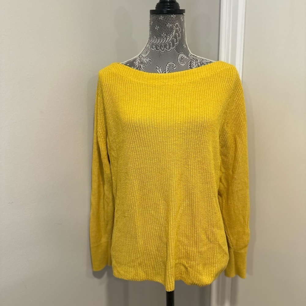 Banana Republic Women's Sz: M Yellow Ribbed Knit Boatneck Sweater.